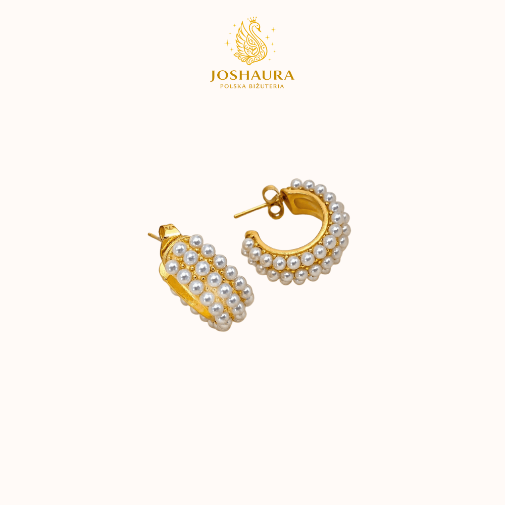 Eleganckie i ponadczasowe, Elysian Pearls i Złote Kolczyki to delikatne złote kolczyki z perłami, które dodają luksusu i elegancji każdemu strojowi. Idealne dla kobiet ceniących wysokiej jakości biżuterię o minimalistycznym designie.